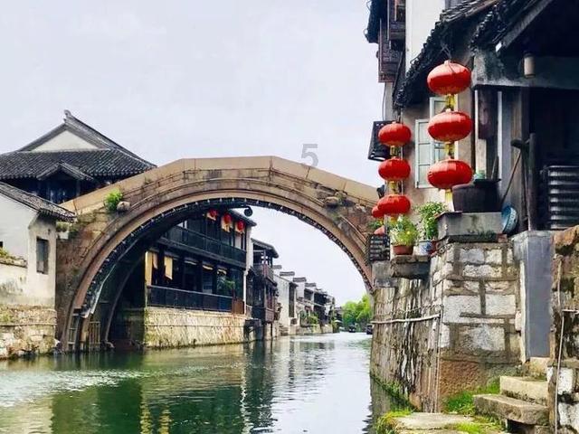 外星小怪大冒险